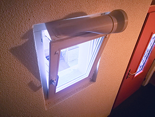 Klimahelfer Luftführung am kleinen Fenster